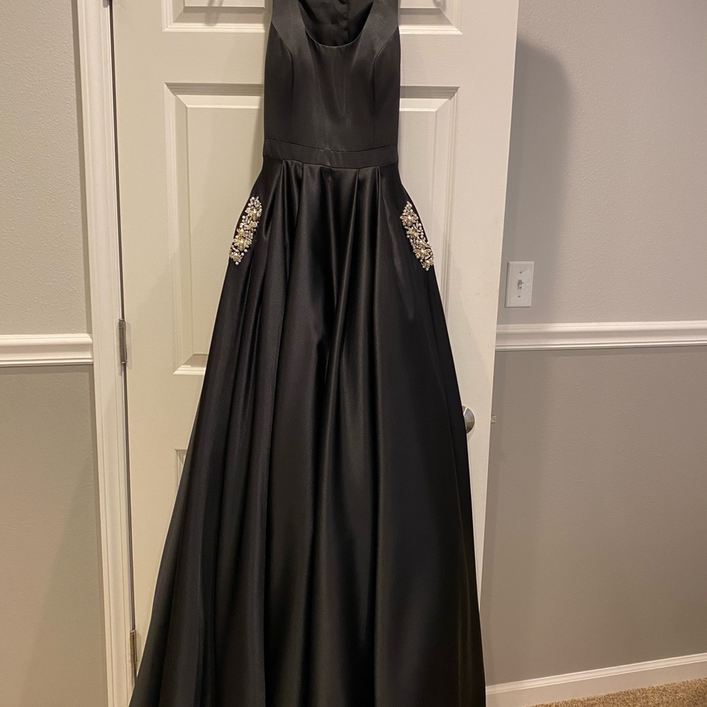 Sherri Hill Prom Dress.